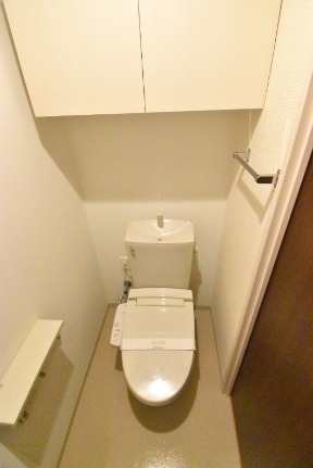 ��ʌ�����s������S���ڂ̃}���V�����̃g�C��