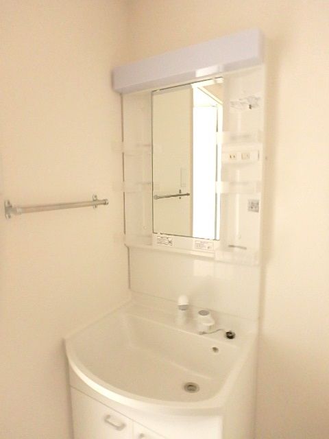 ��ʌ��������܎s�Y�a���؍�S���ڂ̃A�p�[�g�̐��ʏ�