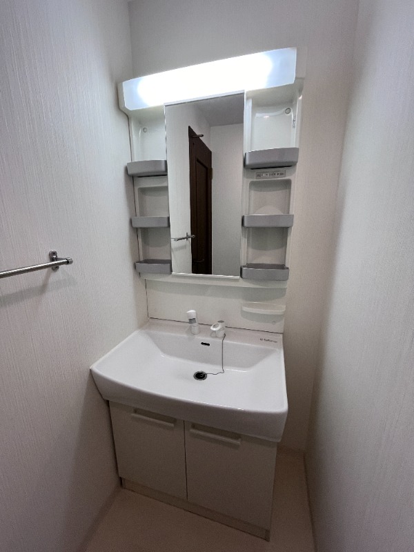 ��ʌ������s�V�����S���ڂ̃}���V�����̐��ʏ�