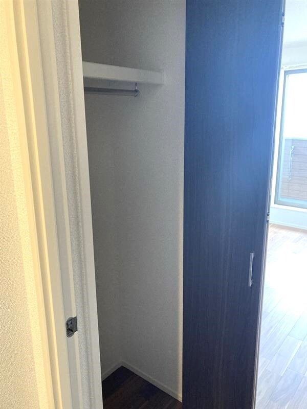 ��ʌ������s�������̃A�p�[�g�̎��[