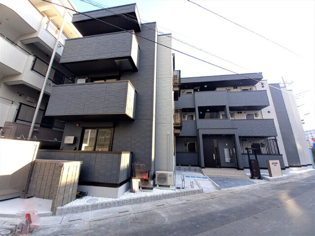 ��ʌ��z�J�s��z�J�S���ڂ̃A�p�[�g�̌����O��