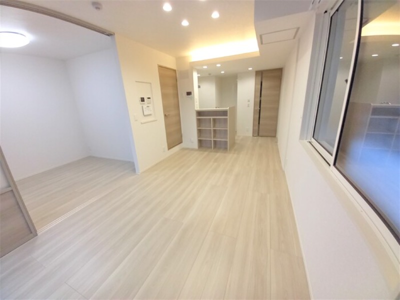 ��ʌ��z�J�s��z�J�S���ڂ̃A�p�[�g�̋��ԁE���r���O