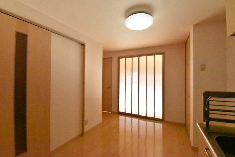 ��ʌ��z�J�s�ԎR���T���ڂ̃A�p�[�g�̂��̑������E�X�y�[�X