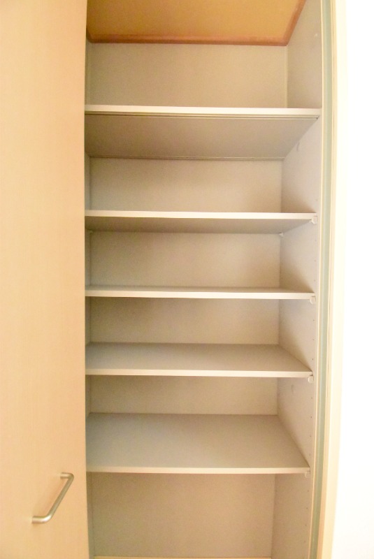 ��ʌ��z�J�s�ԎR���T���ڂ̃A�p�[�g�̎��[