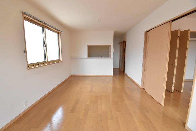 ��ʌ�����s�厚�҂̃A�p�[�g�̋��ԁE���r���O