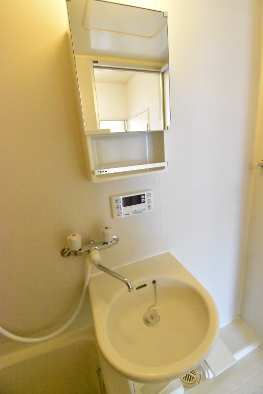 ��ʌ��������܎s�΋擌�Y�a�S���ڂ̃}���V�����̐��ʏ�