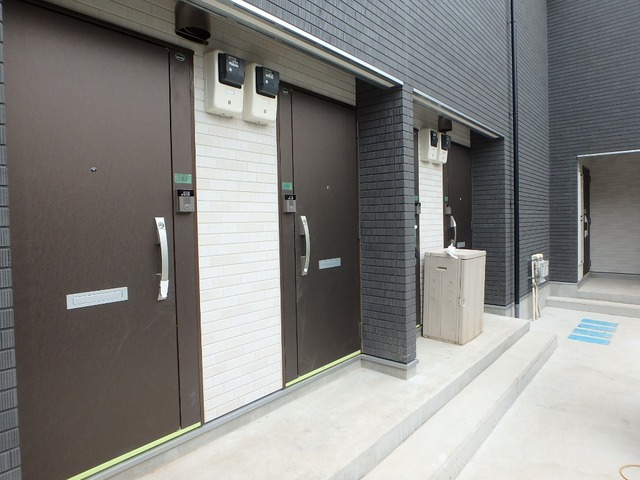 ��ʌ��������܎s�����扺�����U���ڂ̃A�p�[�g�̃G���g�����X