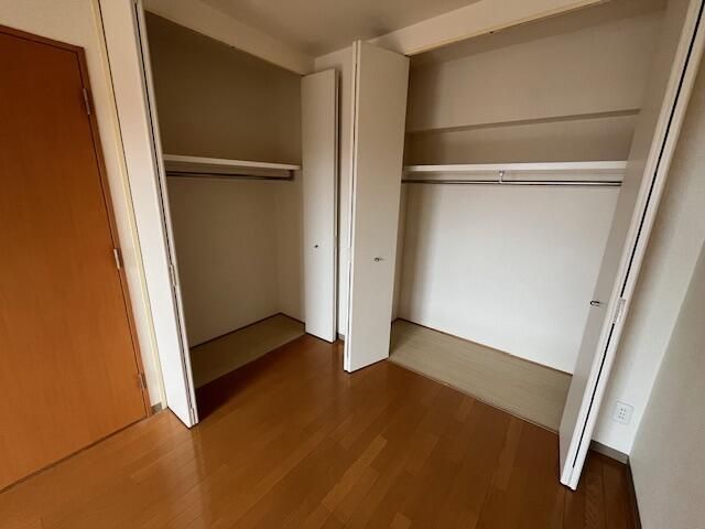 ��ʌ������s���]�P���ڂ̃}���V�����̎��[