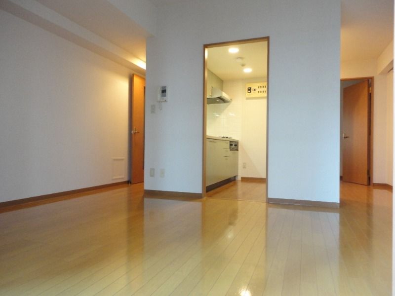 ��ʌ��������܎s��{����ؒ��Q���ڂ̃}���V�����̂��̑������E�X�y�[�X