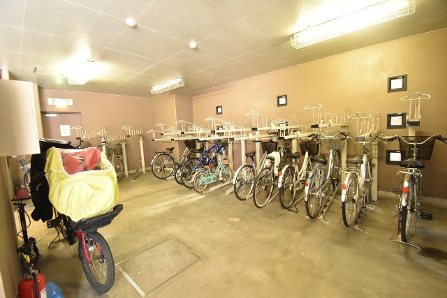 ��ʌ��������܎s��{����ؒ��Q���ڂ̃}���V�����̂��̑�