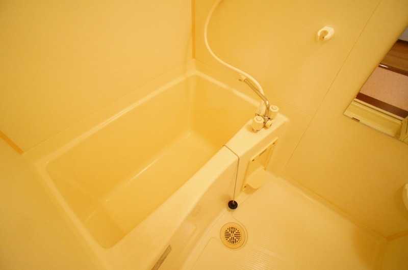 ��ʌ��z�J�s�ԎR���P���ڂ̃}���V�����̃o�X