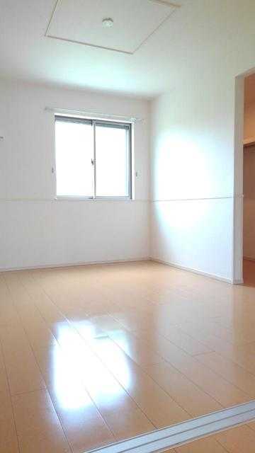 ��ʌ��@�c�s���m�؂P���ڂ̃A�p�[�g�̂��̑�