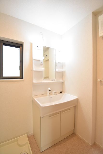 ��ʌ��������܎s����厚�w��̃A�p�[�g�̐��ʏ�