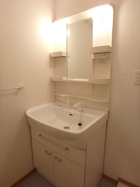 ��ʌ��������܎s����厚�����̃A�p�[�g�̐��ʏ�