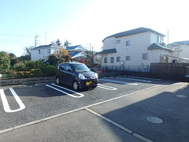 ��ʌ��������܎s����厚�����̃A�p�[�g�̒��ԏ�