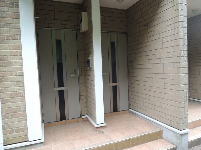 ��ʌ�����s�厚���˂̃A�p�[�g�̃G���g�����X