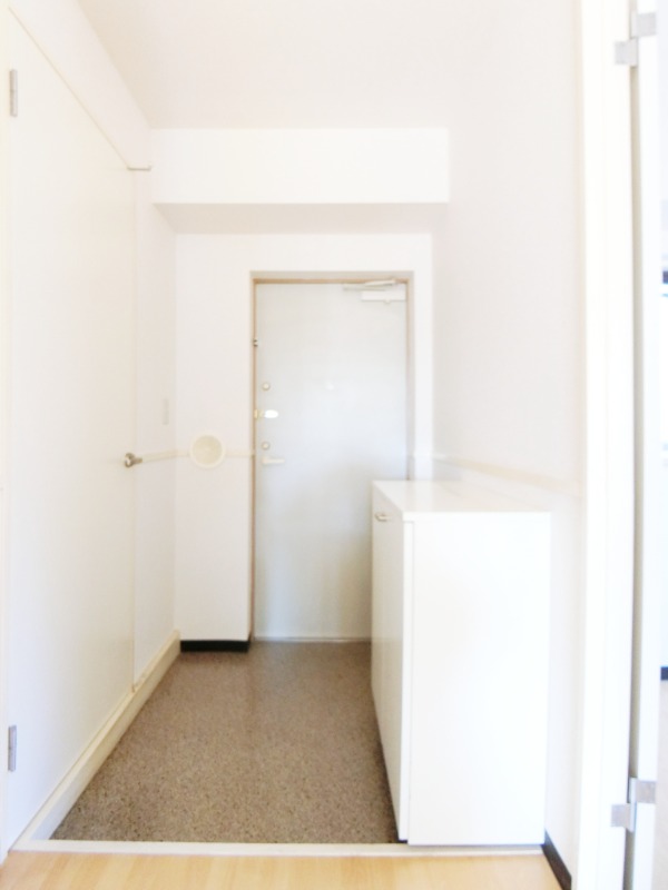 ��ʌ��������܎s��΋撇���Q���ڂ̃}���V�����̌���