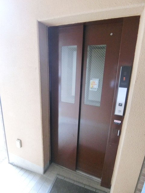 ��ʌ��������܎s��΋撇���Q���ڂ̃}���V�����̂��̑�