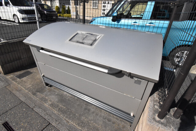 ��ʌ������s���W���ڂ̃A�p�[�g�̂��̑�