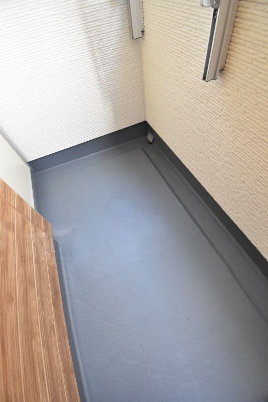 ��ʌ��������܎s�����擌��{�S���ڂ̃A�p�[�g�̃o���R�j�[