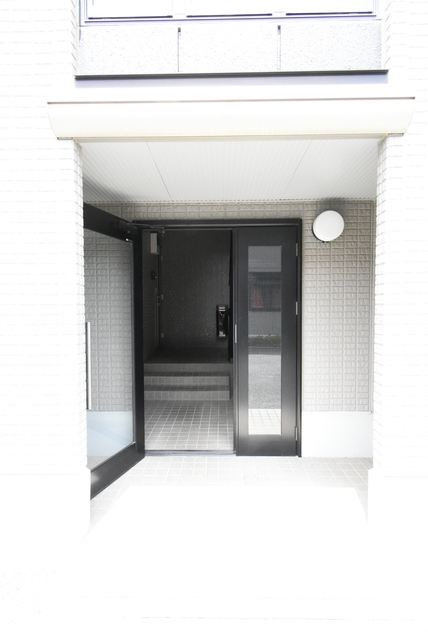 ��ʌ��������܎s����O���U���ڂ̃A�p�[�g�̃G���g�����X