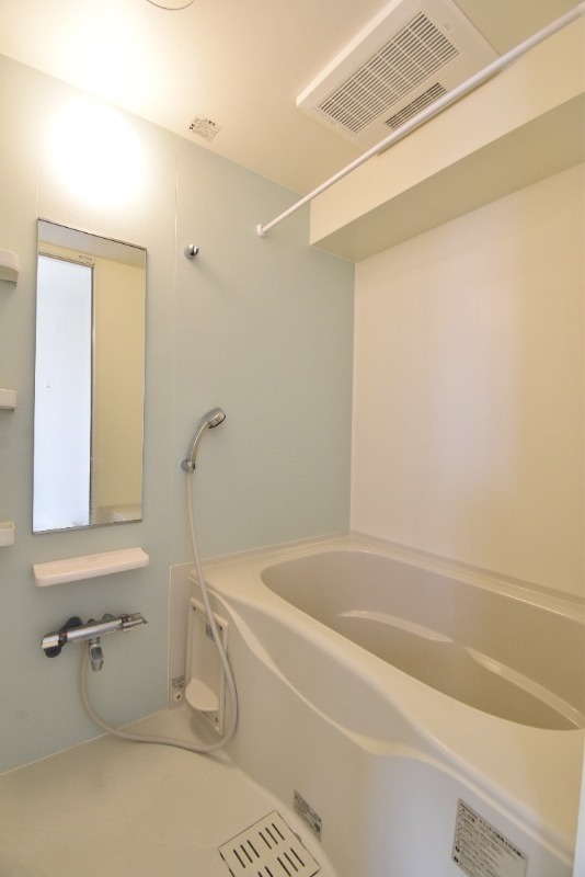 ��ʌ��������܎s��{��听���Q���ڂ̃A�p�[�g�̃o�X