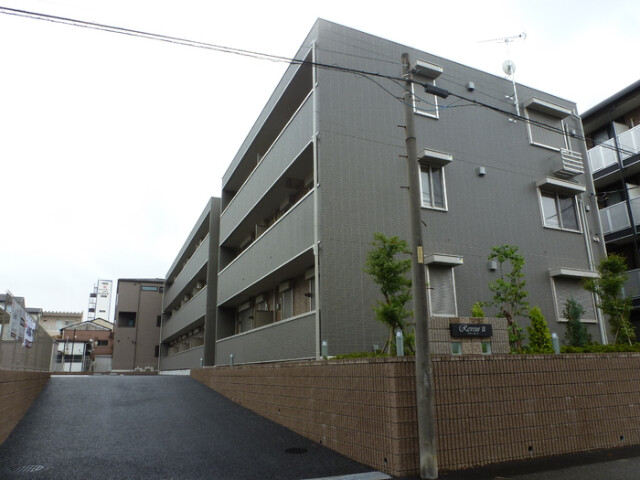 ��ʌ�����s�؂S����19-32�̃A�p�[�g�̌����O��