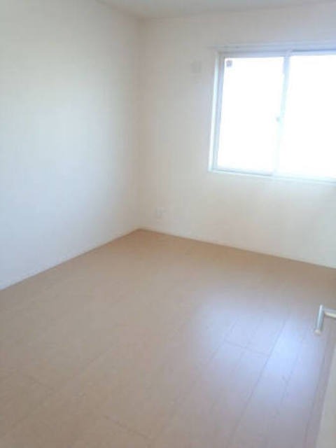 ��ʌ��������܎s����厚�w��̃A�p�[�g�̂��̑������E�X�y�[�X