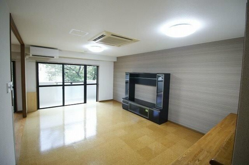 ��ʌ��������܎s�k��{�����Q���ڂ̃}���V�����̂��̑������E�X�y�[�X