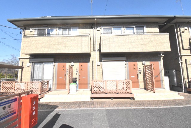 ��ʌ�����s�厚�ΐ_�̃A�p�[�g�̃G���g�����X