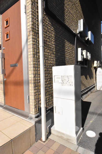 ��ʌ�����s�厚�ΐ_�̃A�p�[�g�̂��̑�