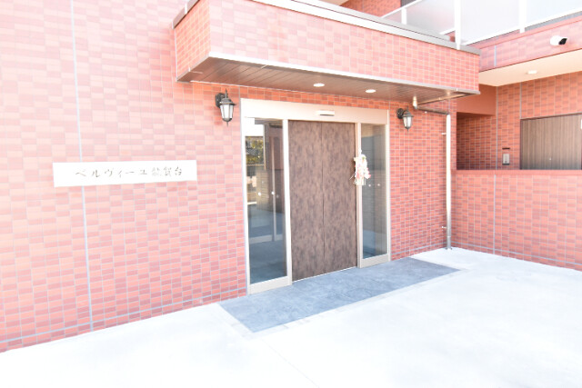 ��ʌ�����s�˒˓�Q���ڂ̃}���V�����̃G���g�����X