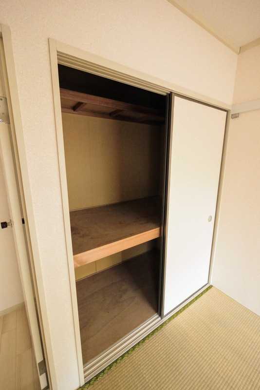 ��ʌ��������܎s�k����i���Q���ڂ̃A�p�[�g�̎��[