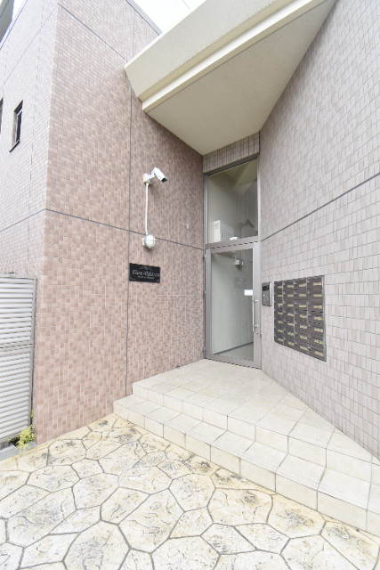 ��ʌ��������܎s����厚�w��̃}���V�����̃G���g�����X