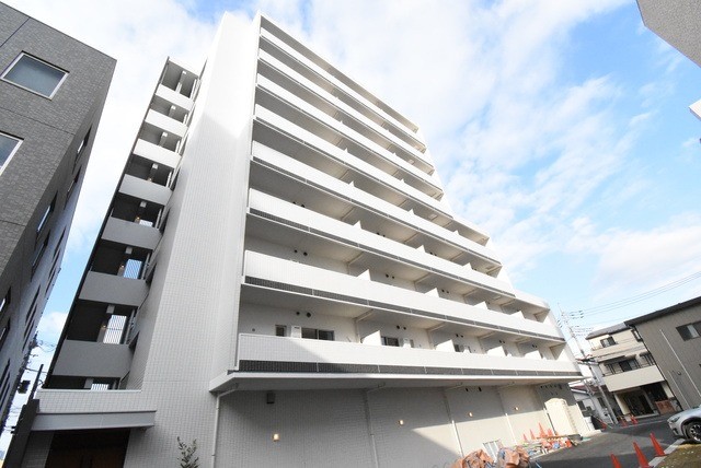 ��ʌ��������܎s��{��k�ܒ��P����299-5�̃}���V�����̌����O��