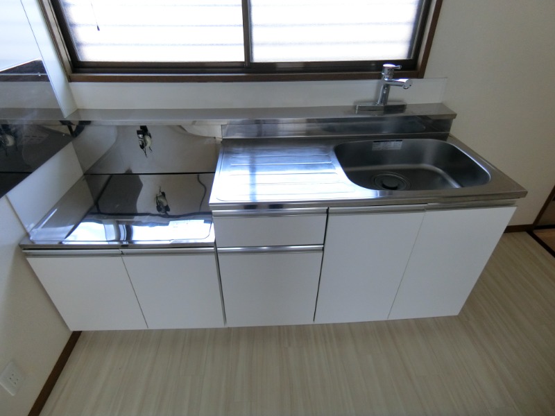 ��ʌ��z�J�s�J�����P���ڂ̃A�p�[�g�̃L�b�`��