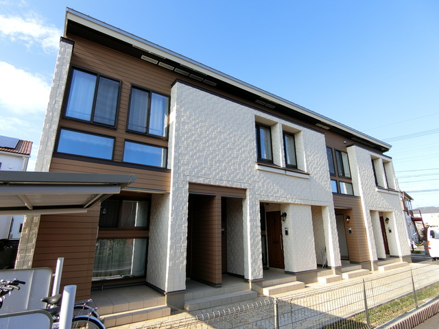 ��ʌ��������܎s��΋撇���P����4-10�̃A�p�[�g�̌����O��