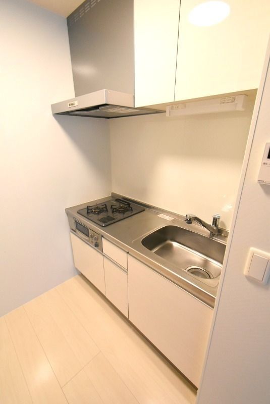 ��ʌ��������܎s��{��x�̓����R���ڂ̃A�p�[�g�̃L�b�`��