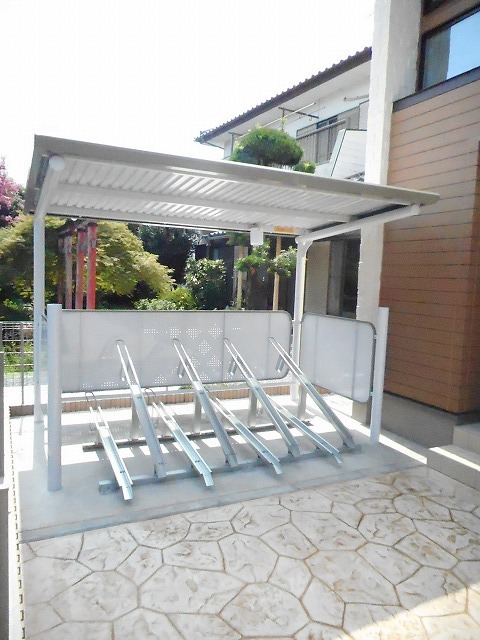 ��ʌ��������܎s��΋撇���P���ڂ̃A�p�[�g�̂��̑�