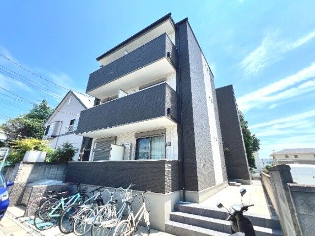 ��ʌ��������܎s�k��g�쒬�P����409-11�̃A�p�[�g�̌����O��