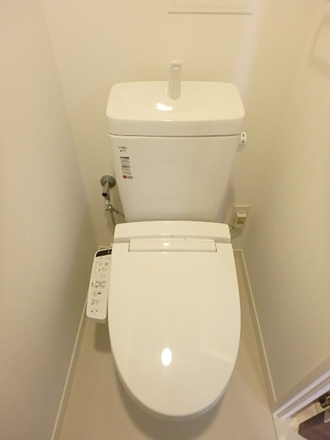 ��ʌ��������܎s��{�撇���R���ڂ̃}���V�����̃g�C��