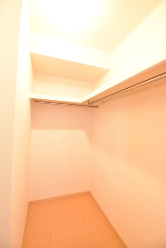 ��ʌ������s���h�P���ڂ̃A�p�[�g�̎��[