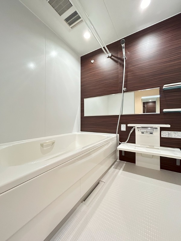 ��ʌ��������܎s��{��������P���ڂ̃}���V�����̃o�X