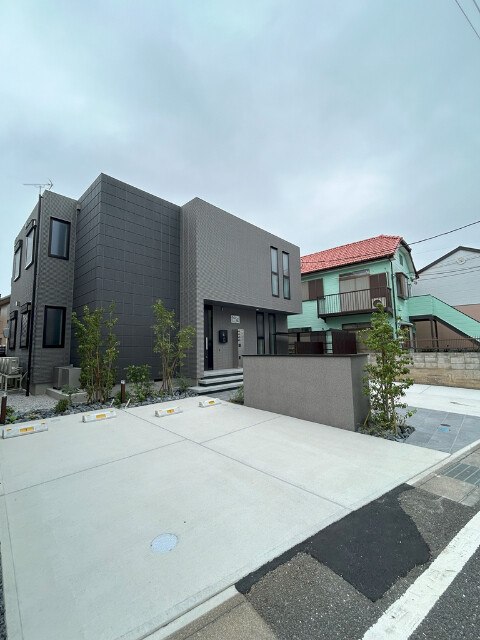 ��ʌ��������܎s��{��������P����601-1�̃}���V�����̌����O��