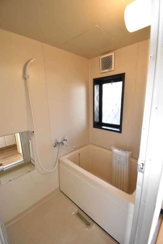 ��ʌ��������܎s��΋搼���T���ڂ̃A�p�[�g�̃o�X