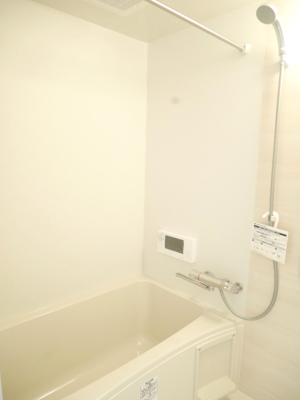 ��ʌ��������܎s�k����i���R���ڂ̃A�p�[�g�̃o�X