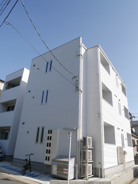 ��ʌ��������܎s�k����i���R����605-3�̃A�p�[�g�̌����O��