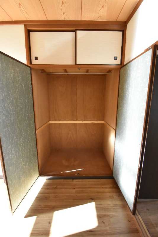 ��ʌ��������܎s��΋搼���T���ڂ̃A�p�[�g�̎��[