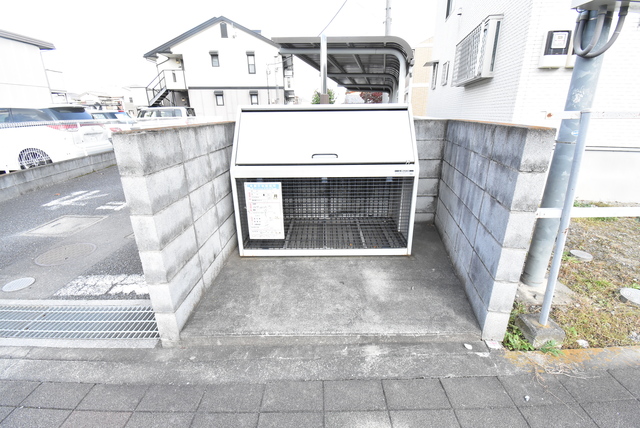 ��ʌ��������܎s����厚���V�n�̃A�p�[�g�̂��̑�