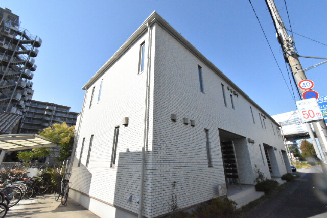 ��ʌ������s�����Q����1-31�̃A�p�[�g�̌����O��